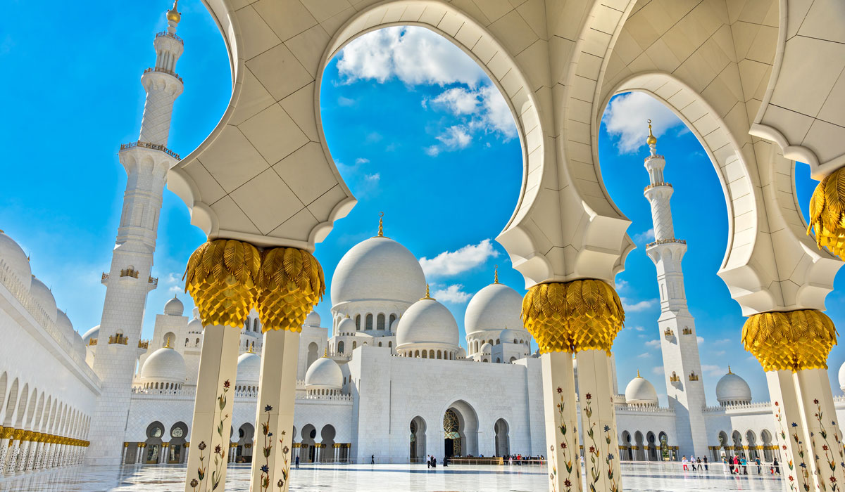 Abu Dhabi City Tour with Louvre Museum Tickets
